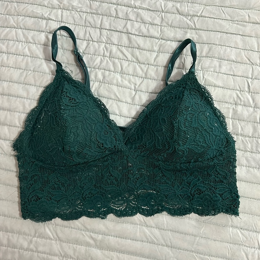 Lace Crop